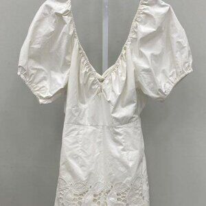 NWT Ranna Gill Women's White Plunge V Neckline Open Back Eyelet Romper Size M